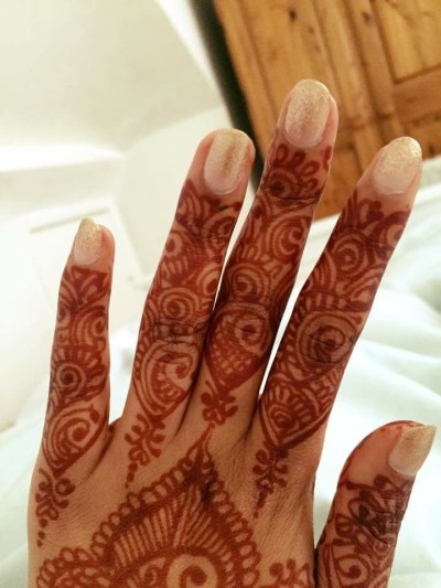 nails by natalie rose london mobile nail technician manicure pedicure henna inidan wedding