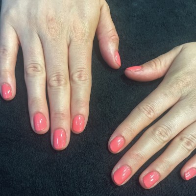 nails by natalie rose london mobile nail technician manicure pedicure Coral reef
